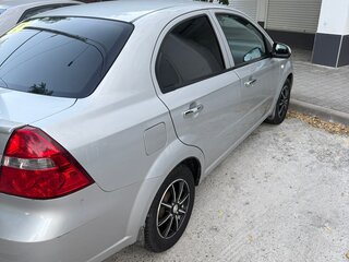 2006 Chevrolet Aveo I, серебристый, 350000 рублей, вид 4