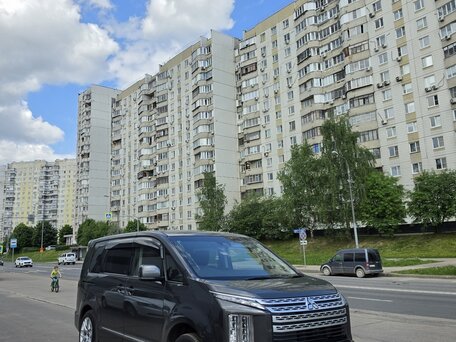2023 Mitsubishi Delica D:5 I Рестайлинг, серый, 3310000 рублей, вид 4