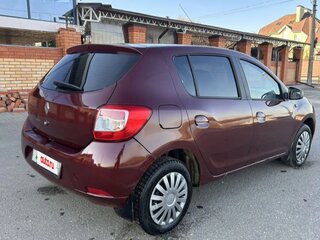2014 Renault Sandero II, красный, 320000 рублей, вид 2