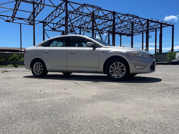 2012 Ford Mondeo IV Рестайлинг, серебристый, 825000 рублей