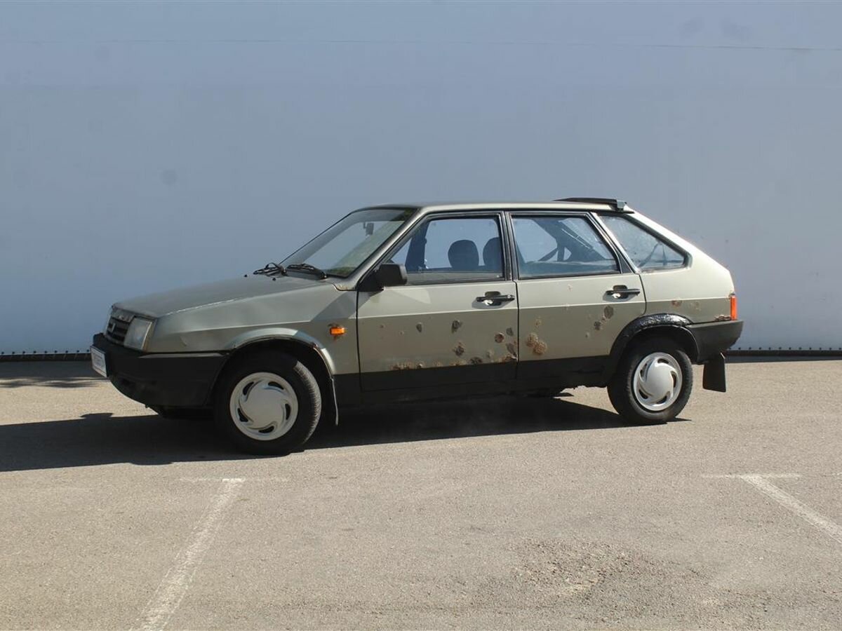 Открыть фотографии: Lada (ВАЗ) 2109
