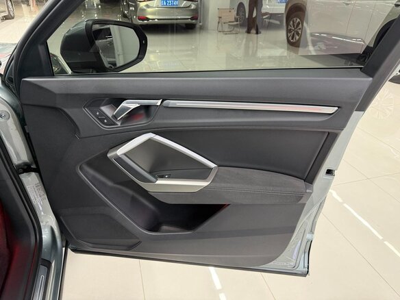 2023 Audi Q3 35 TFSI II (F3), серый, 2287000 рублей - вид 15