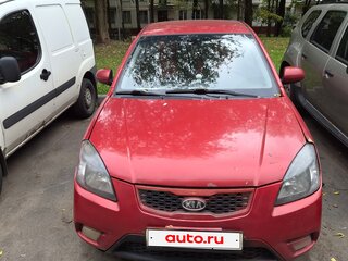 2010 Kia Rio II Рестайлинг, красный, 450000 рублей, вид 1