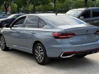 2023 Volkswagen Lavida III Рестайлинг, серый, 1750070 рублей, вид 3