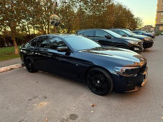 2018 BMW 5 серии 520d VII (G30/G31/G38), синий, 3490000 рублей, вид 3