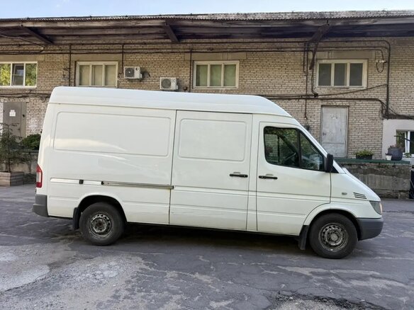 2014 Mercedes-Benz Sprinter Classic, белый, 1300000 рублей - вид 2