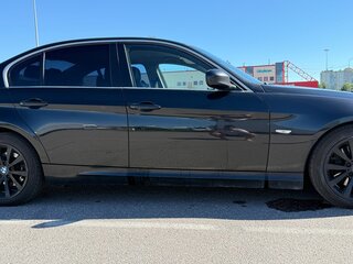 2011 BMW 3 серии 325xi V (E90/E91/E92/E93) Рестайлинг, чёрный, 950000 рублей, вид 4