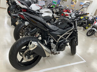 2021 Suzuki SV 650, чёрный, 530000 рублей, вид 2