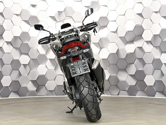 2019 Honda X-ADV, серый, 1177000 рублей - вид 5