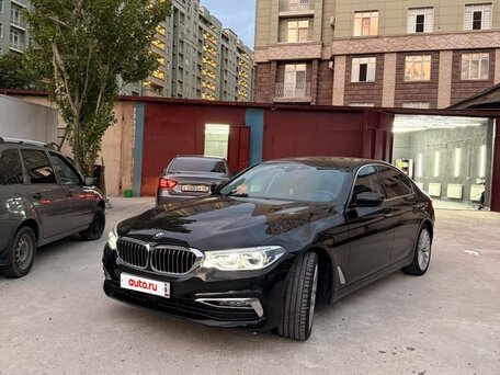 2018 BMW 5 серии 520d xDrive VII (G30/G31/G38), чёрный, 3250000 рублей, вид 3
