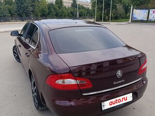 2011 Skoda Superb II, пурпурный, 1030000 рублей, вид 5