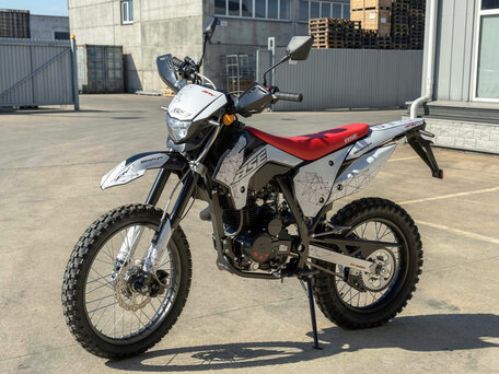 2026 BSE Z1, белый, 114000 рублей, вид 1