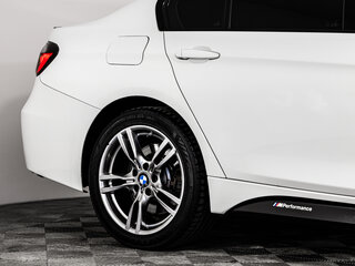 2015 BMW 3 серии 320i xDrive VI (F3x) Рестайлинг, белый, 2099000 рублей, вид 5
