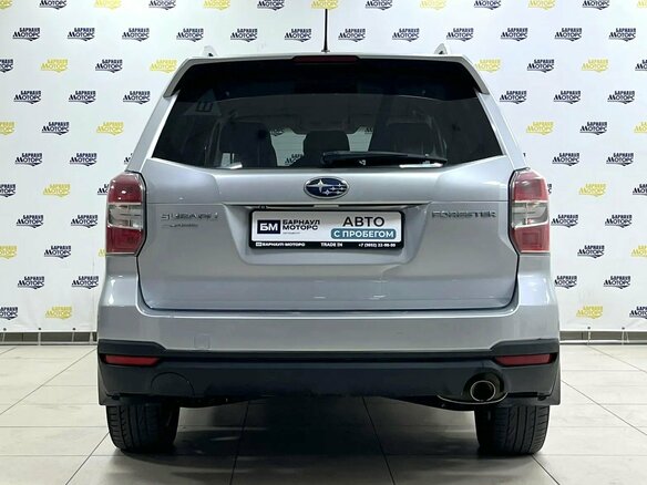2013 Subaru Forester IV, серебристый, 1550000 рублей - вид 5