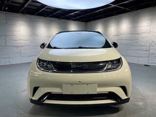2025 BYD Dolphin 30.7 kWh I, белый, 1303000 рублей, вид 2