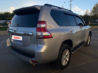 2015 Toyota Land Cruiser Prado 6-speed 150 Series Рестайлинг 1, серебристый, 3996000 рублей, вид 5