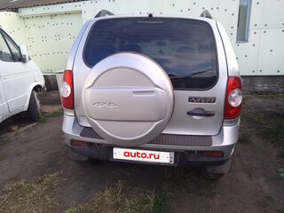 2009 Chevrolet Niva I Рестайлинг, серебристый, 400000 рублей, вид 4