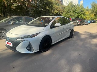 2017 Toyota Prius PHV ZVW52 Prime IV (XW50), белый, 2099000 рублей, вид 3