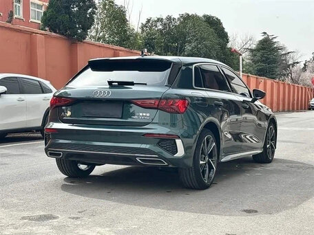 2023 Audi A3 Sportback 35 TFSI IV (8Y), зелёный, 2290000 рублей, вид 5