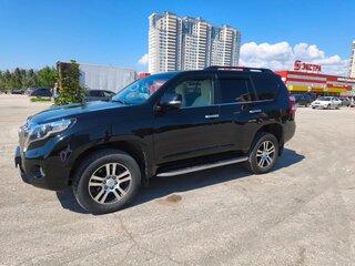 2015 Toyota Land Cruiser Prado 150 Series Рестайлинг 1, чёрный, 3800000 рублей, вид 4
