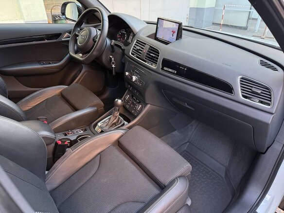 2017 Audi Q3 I (8U) Рестайлинг, белый, 2190000 рублей - вид 8
