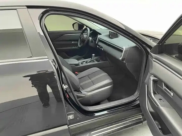 2023 Mazda CX-50, чёрный, 2094400 рублей - вид 26