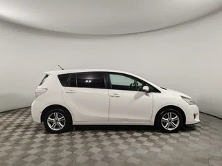 2013 Toyota Verso I Рестайлинг, белый, 1175000 рублей, вид 4