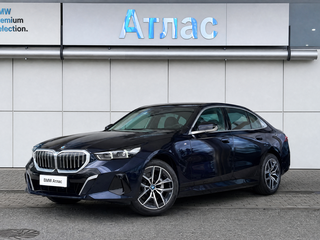 2025 BMW i5 Long eDrive35L, чёрный, 6990000 рублей, вид 1