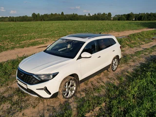 2023 Jetta VS7 I Рестайлинг 1, белый, 1850000 рублей, вид 3