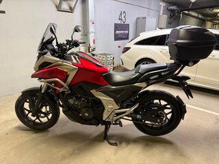 2021 Honda NC 750X, красный, 950000 рублей, вид 1
