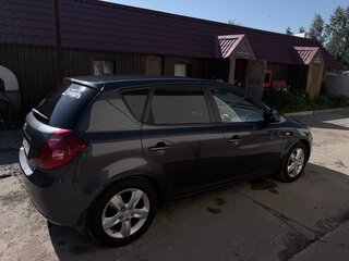 2009 Kia Ceed I, серый, 850000 рублей, вид 4
