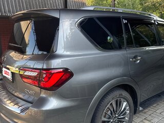 2021 Infiniti QX80 I Рестайлинг 3, серый, 6590000 рублей, вид 3