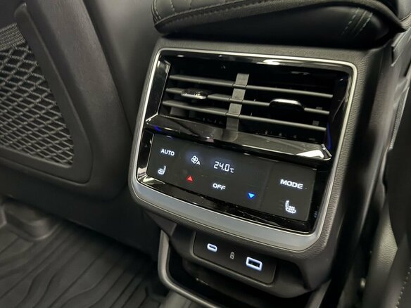 2025 Geely Monjaro I Рестайлинг, серый, 3840000 рублей - вид 20