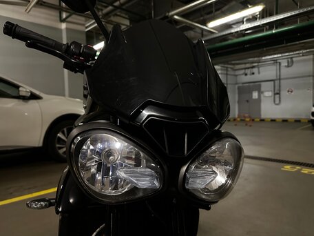 2019 Triumph Street Triple, чёрный, 850000 рублей, вид 4