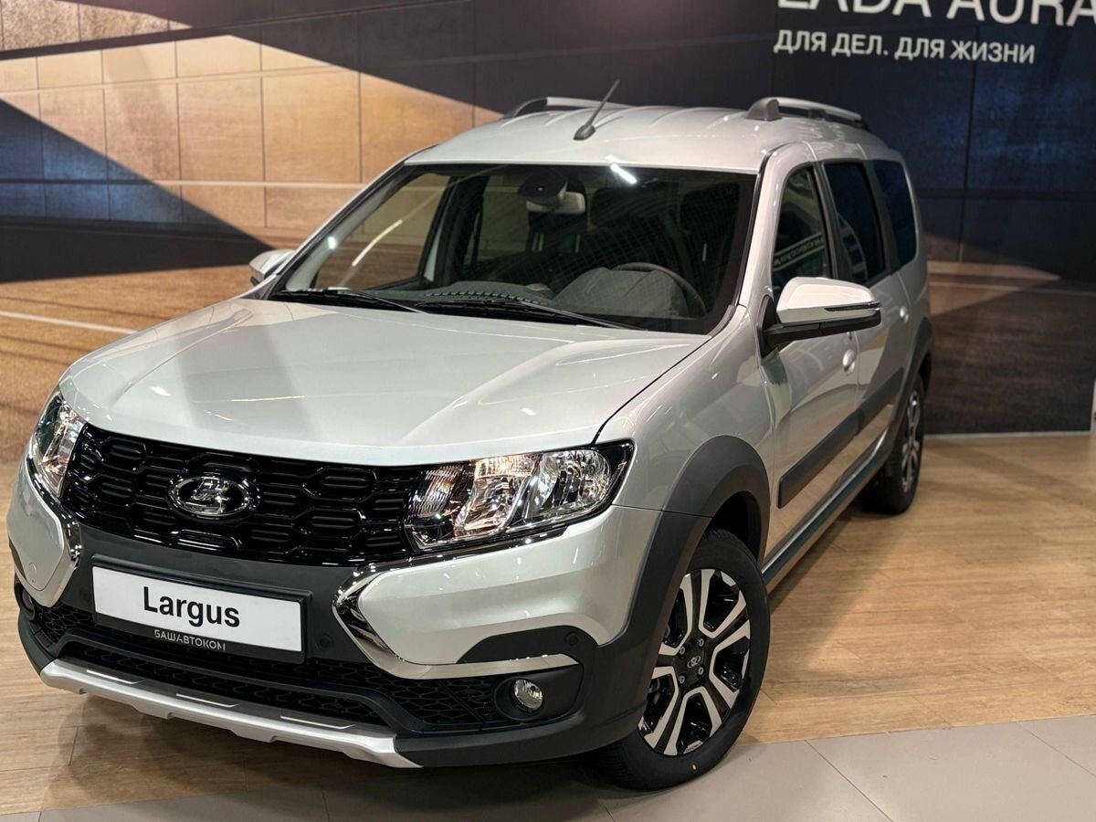 Открыть фотографии: Lada (ВАЗ) Largus I Рестайлинг