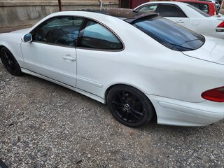 2000 Mercedes-Benz CLK-Класс 230 I (W208) Рестайлинг, белый, 450000 рублей, вид 4