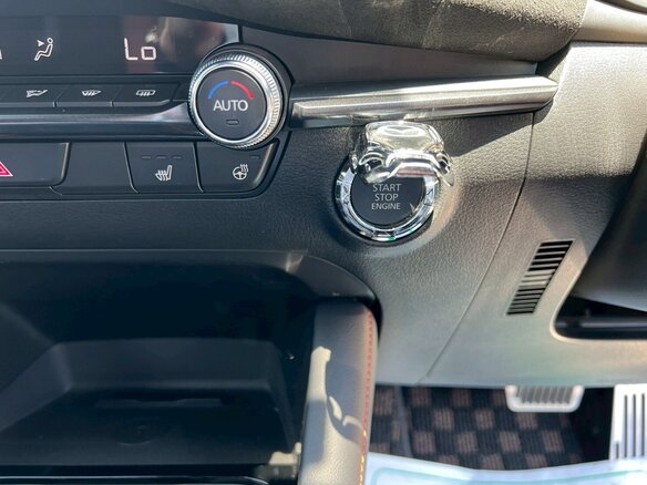 2023 Mazda 3 IV (BP), серебристый - вид 25