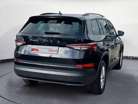 2023 Skoda Kodiaq I Рестайлинг, чёрный, 3590000 рублей, вид 5