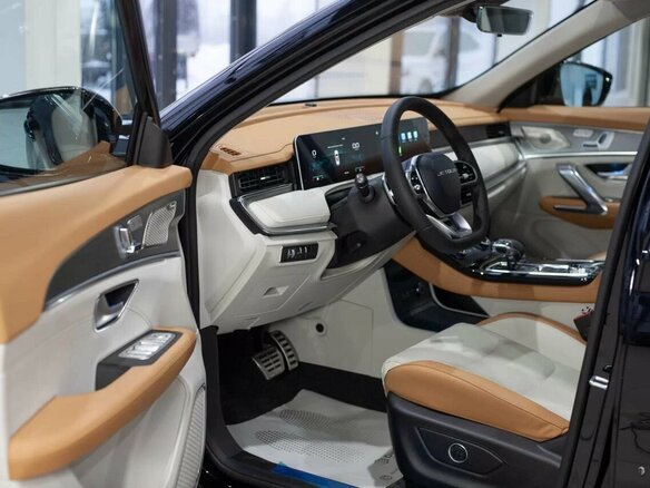 2025 Jetour X70+ I Рестайлинг, чёрный, 3299900 рублей - вид 7
