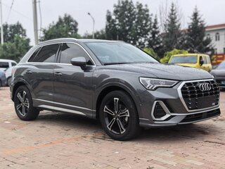 2022 Audi Q3 35 TFSI II (F3), чёрный, 2590000 рублей, вид 3