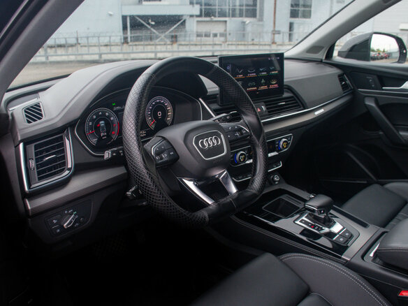 2021 Audi Q5 L 45 TFSI II (FY) Рестайлинг, чёрный, 4649000 рублей - вид 23