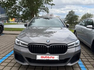 2020 BMW 5 серии 530e VII (G30/G31/G38) Рестайлинг, серый, 3990000 рублей, вид 3