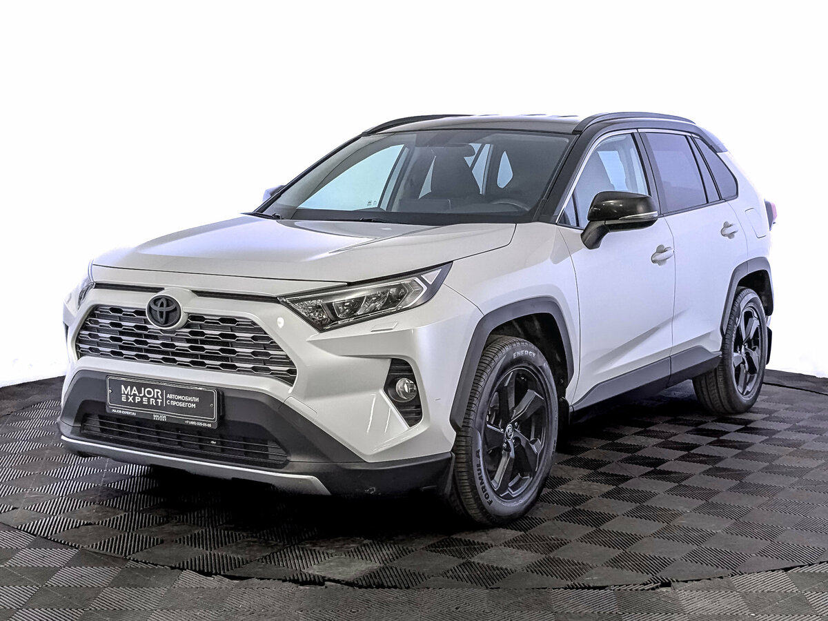 Открыть фотографии: Toyota RAV4 V (XA50)