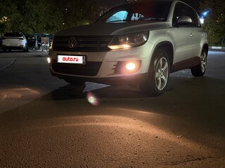 2011 Volkswagen Tiguan I Рестайлинг, серебристый, 950000 рублей, вид 2