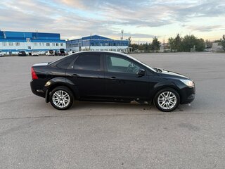 2008 Ford Focus II Рестайлинг, чёрный, 400000 рублей, вид 3