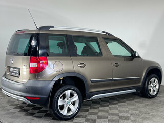 2010 Skoda Yeti I, коричневый, 680000 рублей, вид 5