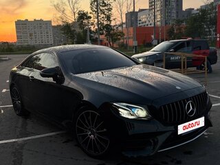 2017 Mercedes-Benz E-Класс 300 V (W213, S213, C238), зелёный, 3150000 рублей, вид 2