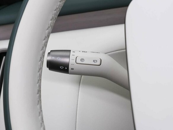 2026 Li Auto (Lixiang) L8 52.3 kWh I Рестайлинг, чёрный, 13041000 рублей - вид 12