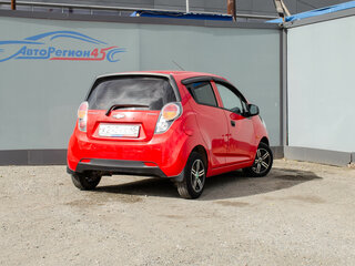 2011 Chevrolet Spark III, красный, 369000 рублей, вид 4