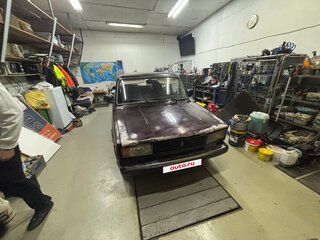2010 Lada (ВАЗ) 2105, пурпурный, 45000 рублей, вид 3